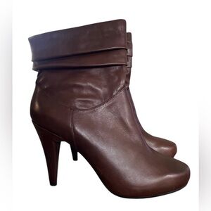 NWT- Worthington -LEATHER GEORGIA Brown Heeled Boots